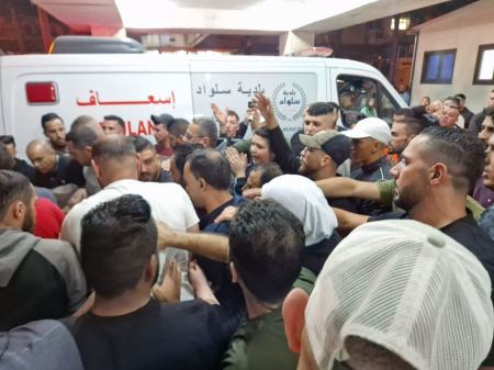 ارتقاء مواطنة وإصابة نجلها قرب رام الله